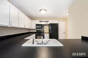 2843 Parkside Dr, Jenison, MI 49428 - Photo 9