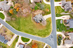 3184 Wyndwicke Dr, Saint Joseph, MI 49085 - Photo 57