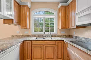 3184 Wyndwicke Dr, Saint Joseph, MI 49085 - Photo 27