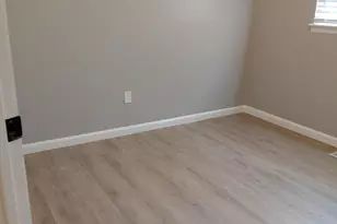 30966 Dover Ave, Garden City, MI 48135 - Photo 17