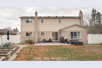 1553 Lakewood Drive, Troy, MI 48083 - Photo 21