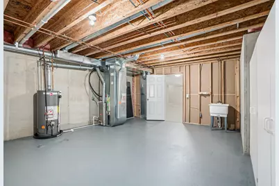 1092 Kensington Street NW, Grand Rapids, MI 49534 - Photo 25