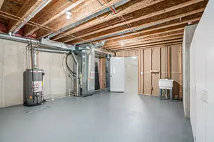 1092 Kensington St NW, Grand Rapids, MI 49534 - Photo 25