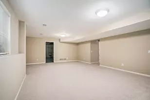 1092 Kensington St NW, Grand Rapids, MI 49534 - Photo 21