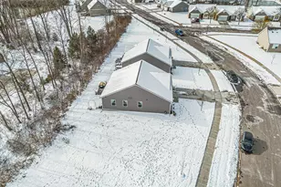 10281 Swan Lake Cir, Ypsilanti, MI 48197 - Photo 37