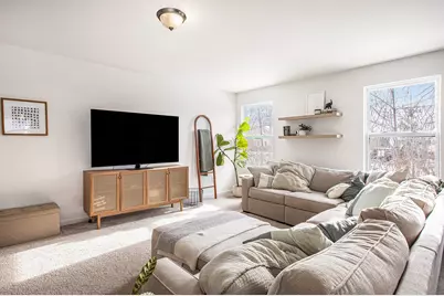 10281 Swan Lake Circle, Ypsilanti, MI 48197 - Photo 9