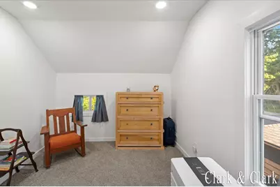 536 E Bond Street, Hastings, MI 49058 - Photo 17