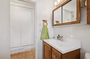 5452 Lucerne Ave, Kalamazoo, MI 49048 - Photo 15