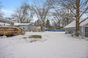 400 W Grove St, Greenville, MI 48838 - Photo 29