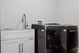 370 Roosevelt St, Canton, MI 48188 - Photo 15