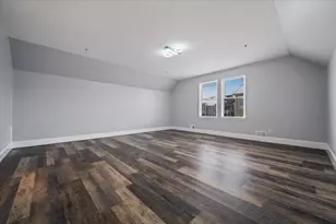 370 Roosevelt St, Canton, MI 48188 - Photo 5