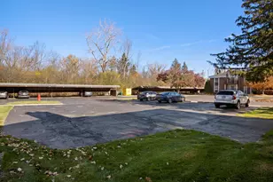 29516 Bobrich St, Livonia, MI 48152 - Photo 25
