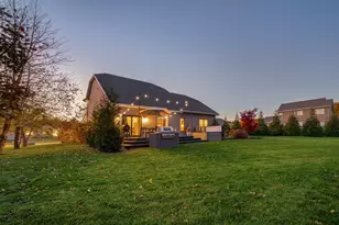 4047 Fox Woods Rd, Saint Joseph, MI 49085 - Photo 37