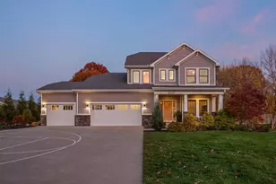 4047 Fox Woods Rd, Saint Joseph, MI 49085 - Photo 1