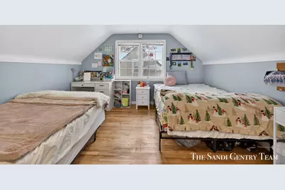 3454 McCracken Street, Norton Shores, MI 49441 - Photo 23