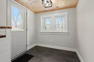 407 Wallace Ave, Kalamazoo, MI 49048 - Photo 11