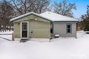 6137 East St, Twin Lake, MI 49457 - Photo 5