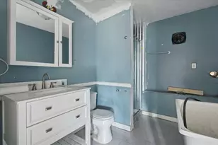 1949 Orchard Dr, Stevensville, MI 49127 - Photo 15