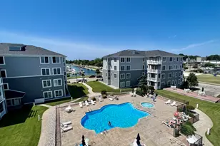 200 S Robert St, Ludington, MI 49431 - Photo 3