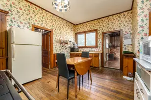 310 W Van Buren St, Gobles, MI 49055 - Photo 9