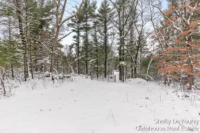 6007 S Cypress Avenue, Newaygo, MI 49337 - Photo 5