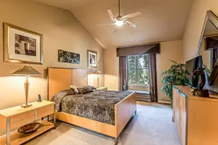 5401 Pinnacle Ct, Ann Arbor, MI 48108 - Photo 11