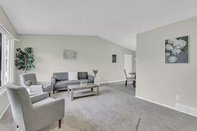 1024 Maple Grove Road, Jackson, MI 49201 - Photo 7