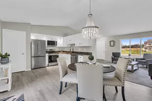 1024 Maplegrove Rd, Jackson, MI 49201 - Photo 13