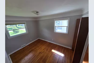 15935 Foch Street, Livonia, MI 48154 - Photo 5