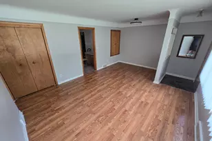 15935 Foch St, Livonia, MI 48154 - Photo 3