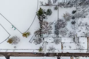 943 College Ave, Holland, MI 49423 - Photo 45