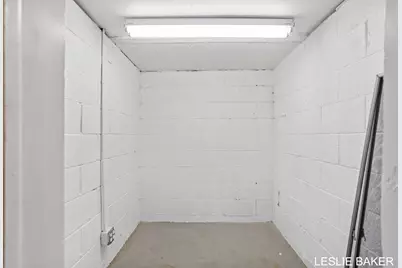 943 College Avenue, Holland, MI 49423 - Photo 39