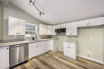 46750 County Road 665, Paw Paw, MI 49079 - Photo 5