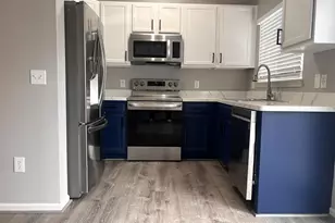 44725 Ellery Ln, Novi, MI 48377 - Photo 13