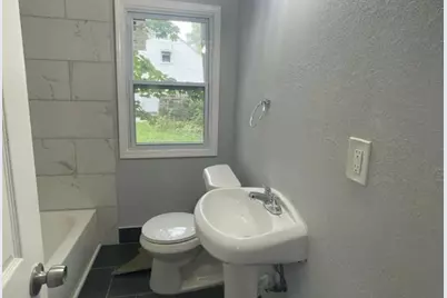 19344 Bradford Avenue, Detroit, MI 48205 - Photo 3