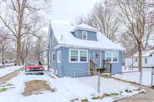 728 S Dibble St, Hastings, MI 49058 - Photo 3