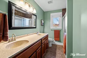 1420 Worcester Dr NE, Grand Rapids, MI 49505 - Photo 21