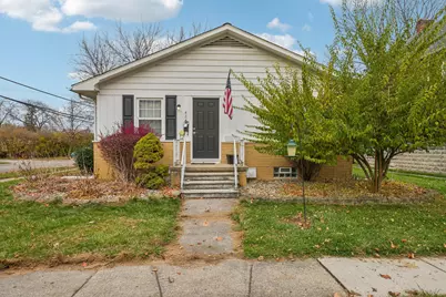 424 W 4th Street, Monroe, MI 48161 - Photo 1