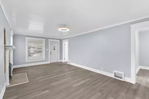 1703 Linval St, Lansing, MI 48910 - Photo 7