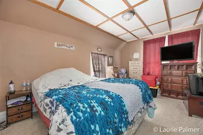 231 E Lincoln Avenue, Ionia, MI 48846 - Photo 17