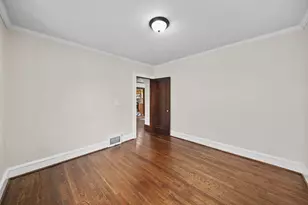 715 Woodlawn Ave, Jackson, MI 49203 - Photo 13