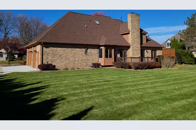 11545 Kings Knight Circle, Grand Blanc, MI 48439 - Photo 3