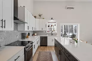 9815 Snow Pointe Dr SE, Alto, MI 49302 - Photo 9