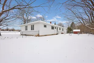 630 N State St, Stanton, MI 48888 - Photo 37