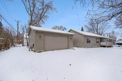 1070 Hawthorne Avenue, Ypsilanti, MI 48198 - Photo 33