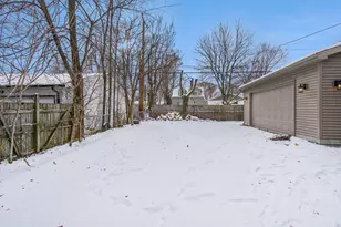 1070 Hawthorne Ave, Ypsilanti, MI 48198 - Photo 35