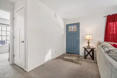 1070 Hawthorne Avenue, Ypsilanti, MI 48198 - Photo 7