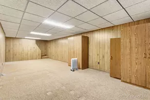 8110 Greenridge Dr, Jenison, MI 49428 - Photo 61