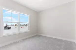 3741 Elderberry Dr, Holland, MI 49424 - Photo 5