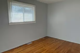 3300 Fernwood Ave, Ann Arbor, MI 48108 - Photo 7